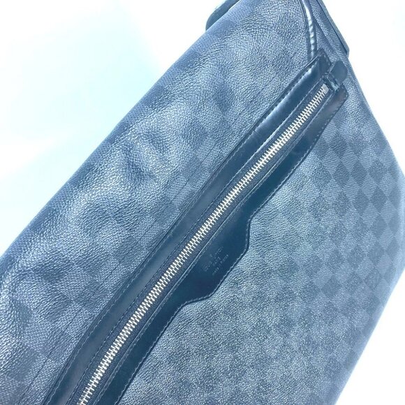 LOUIS VUITTON N58033 Damier Graphite Daniel GM Messenger Crossbody Shoulder Bag - Picture 10 of 15